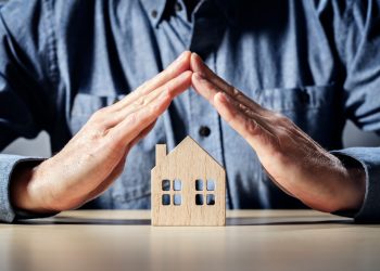 Come Scegliere l’Agenzia Immobiliare Giusta per Vendere Casa